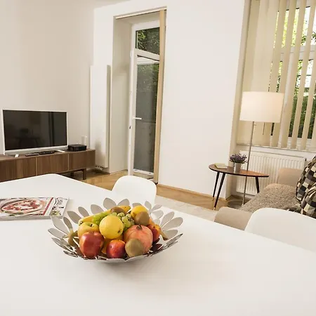 Chillout Lounge Satzberg Apartment Vienna Exterior photo